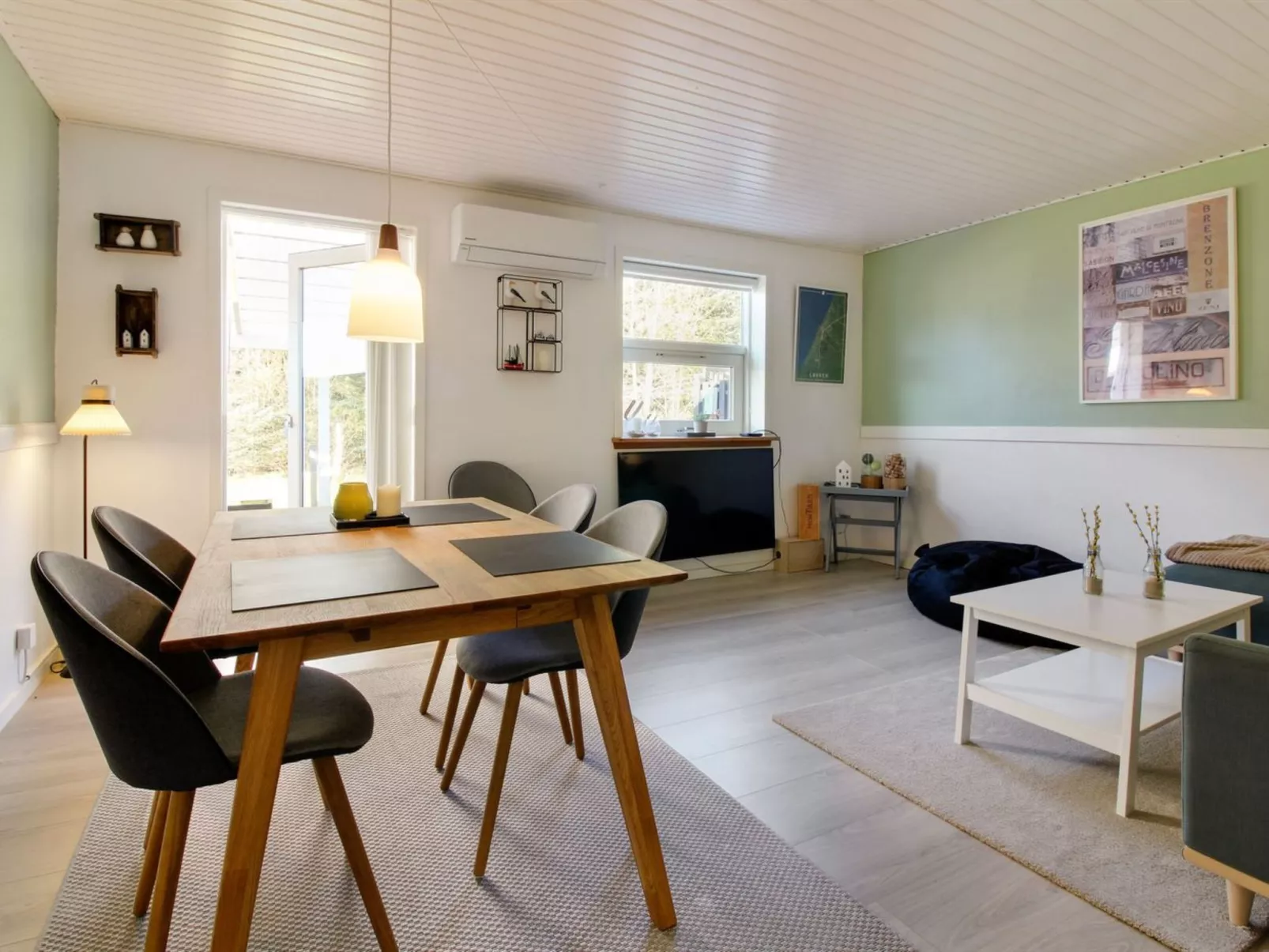 "Oddi" - 900m from the sea-Binnen