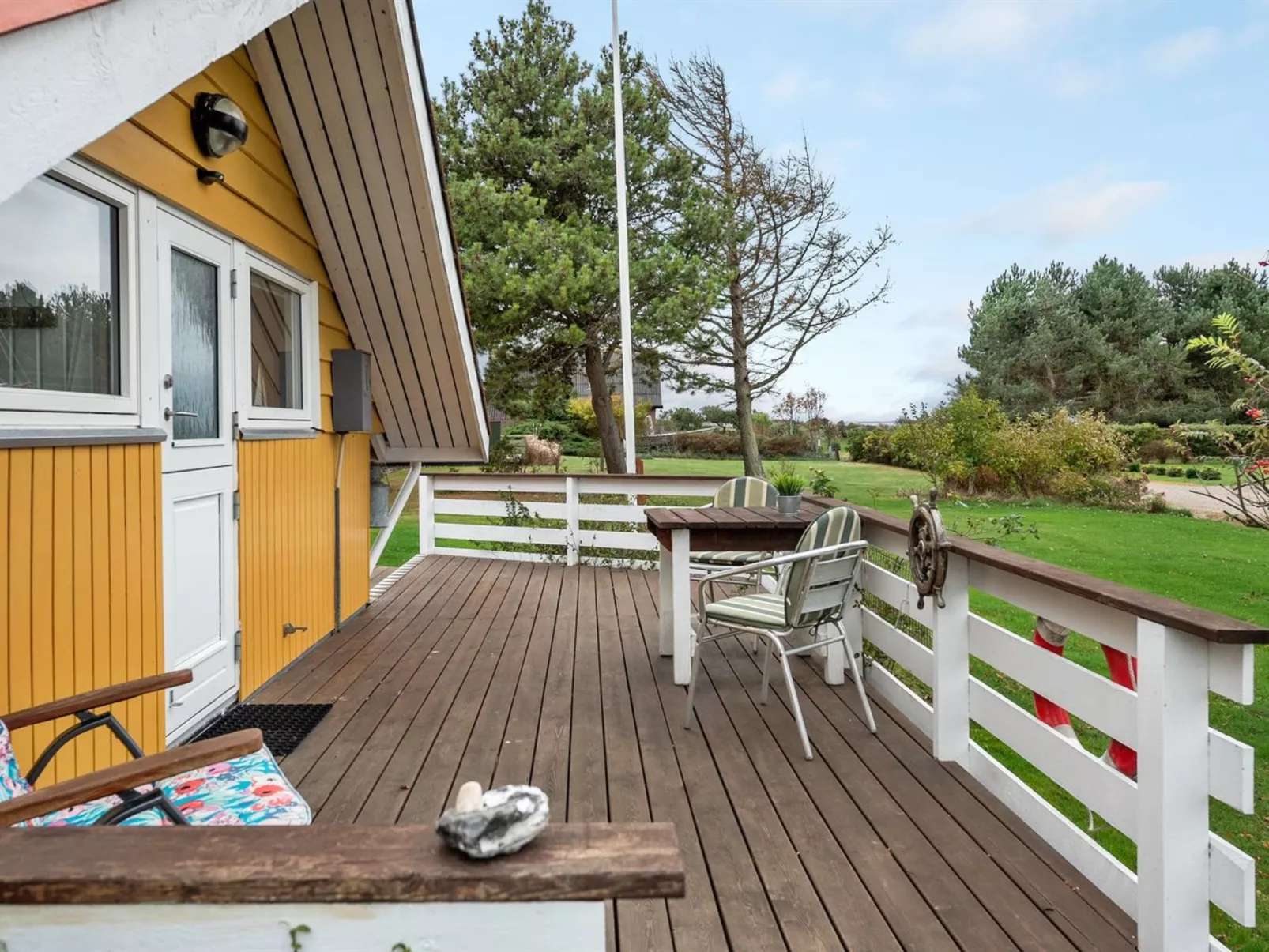 "Hjalmine" - 250m from the sea-Buiten