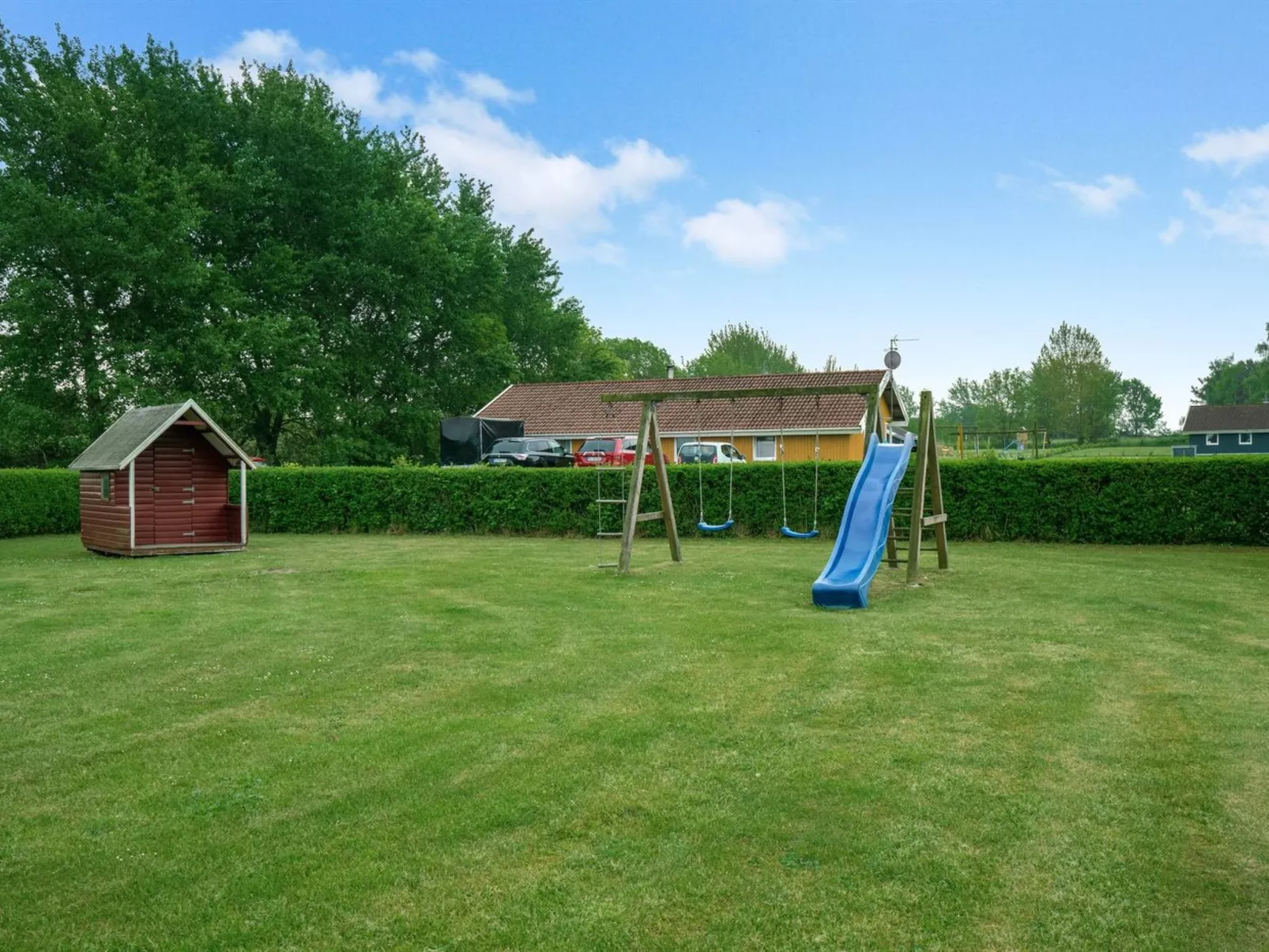 "Folke" - 250m from the sea-Buiten