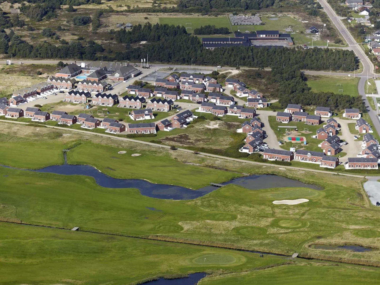 "Paula" - 2.3km from the sea - Buiten