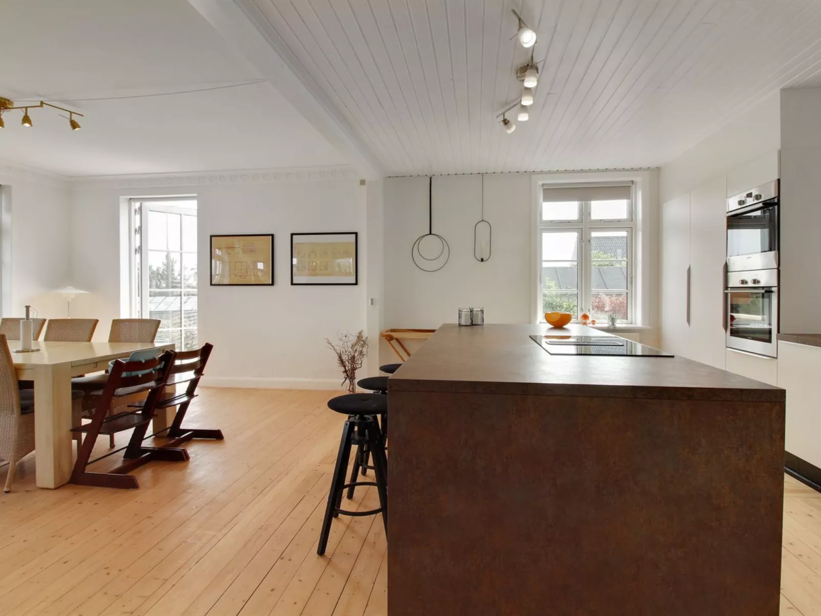 "Kosara" - 50m from the sea-Binnen