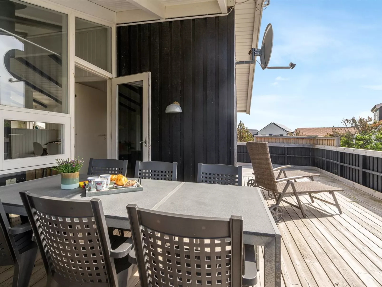 "Gerlis" - 75m from the sea-Buiten