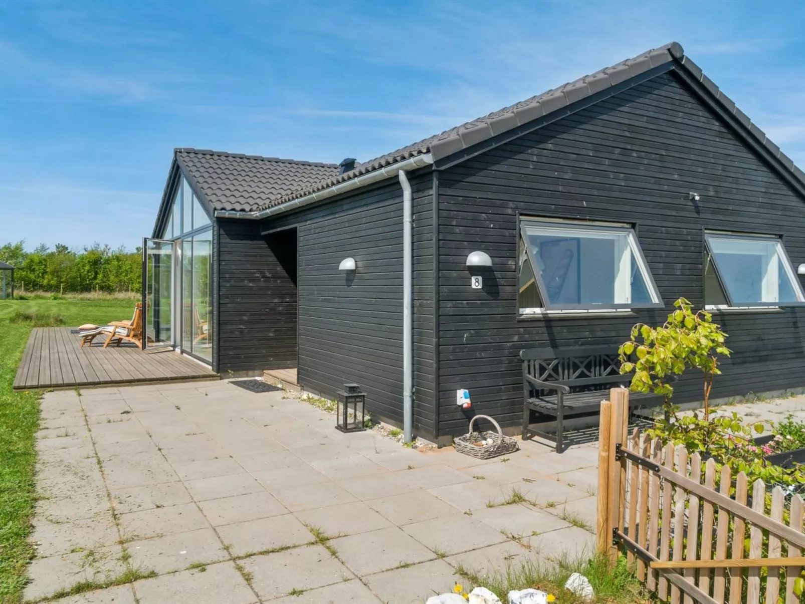 "Gregor" - 300m from the sea-Buiten