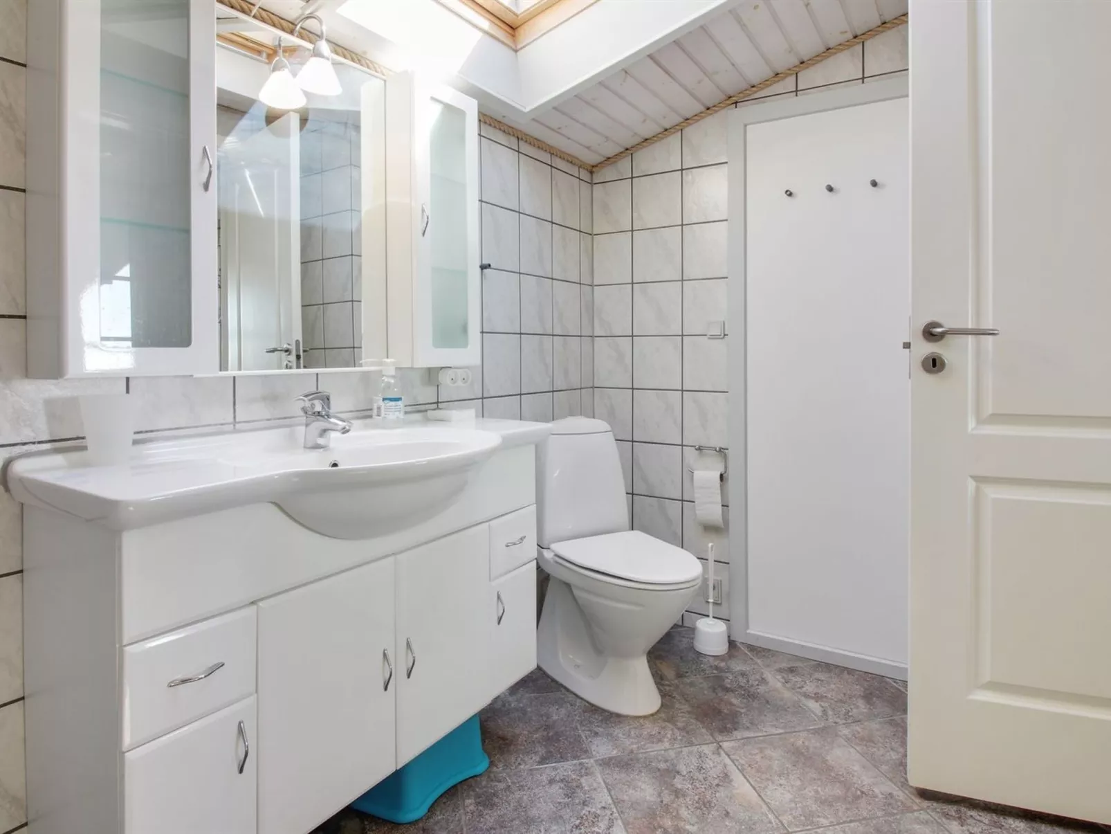 "Vika" - 600m from the sea-Binnen