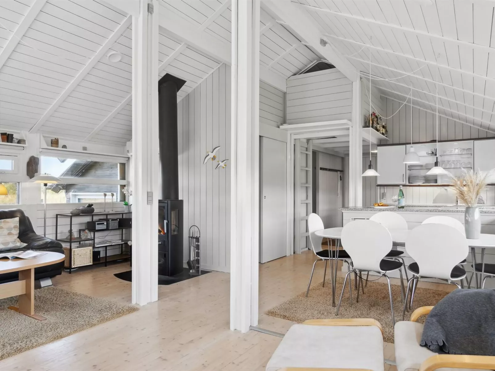 "Allida" - 800m from the sea-Binnen