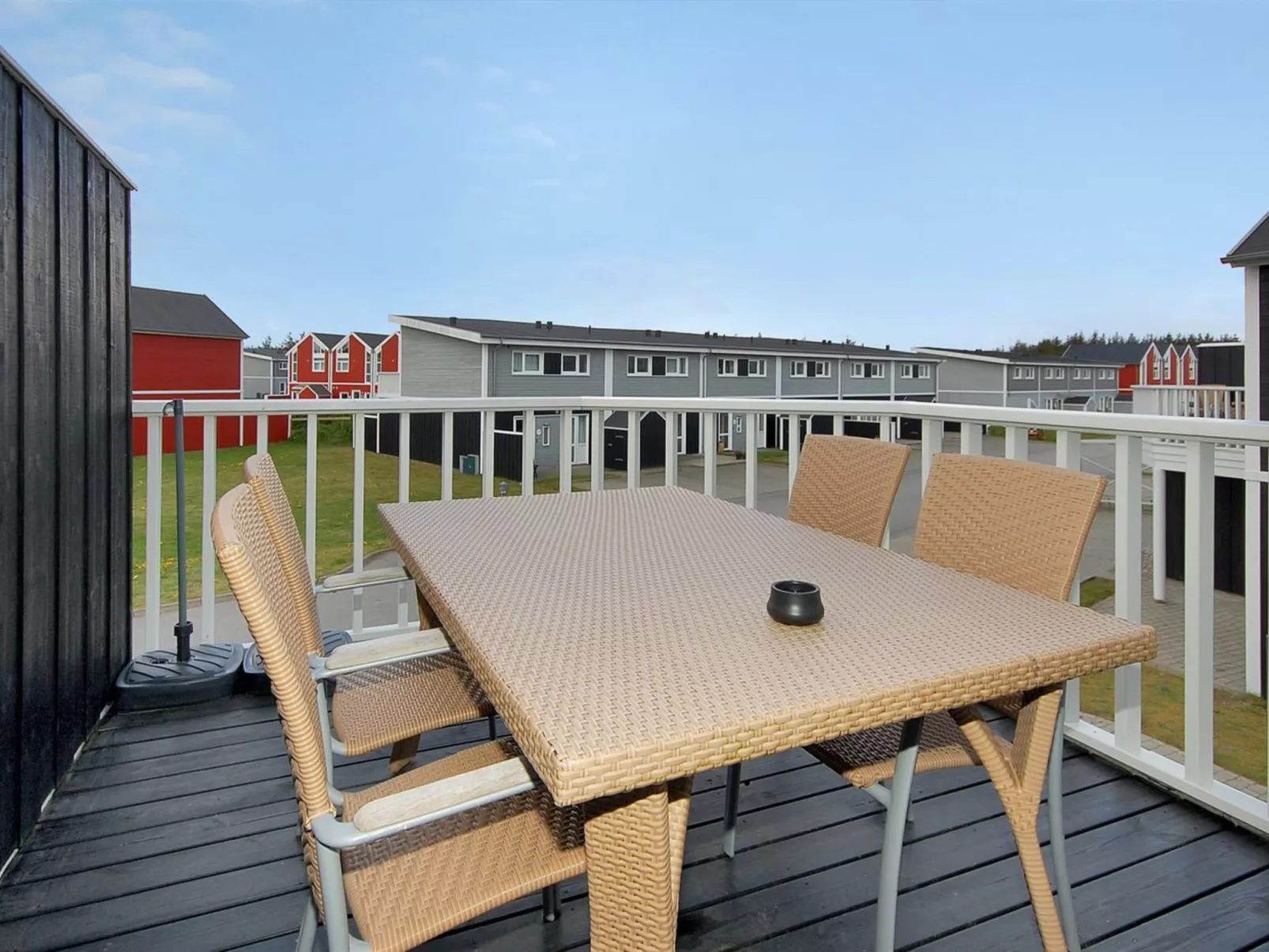 "Jören" - 700m from the sea-Buiten