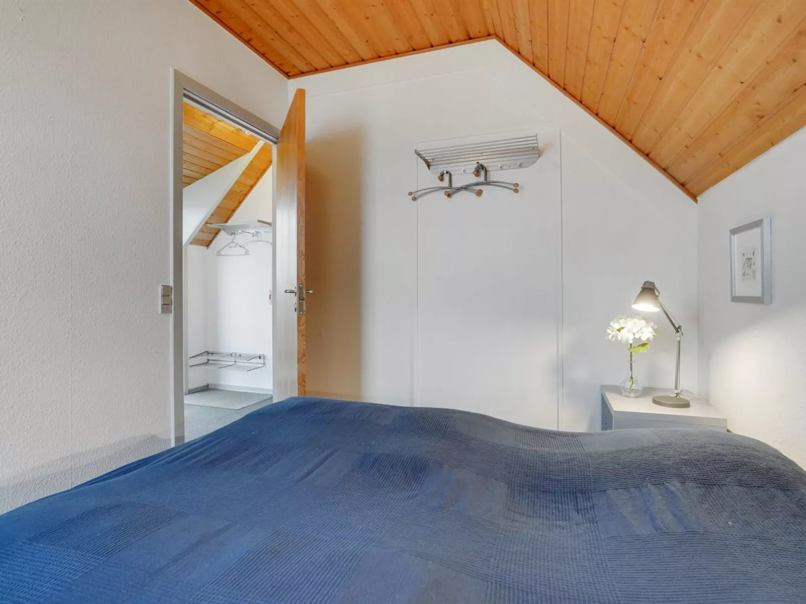 "Roya" - 1.9km from the sea-Binnen