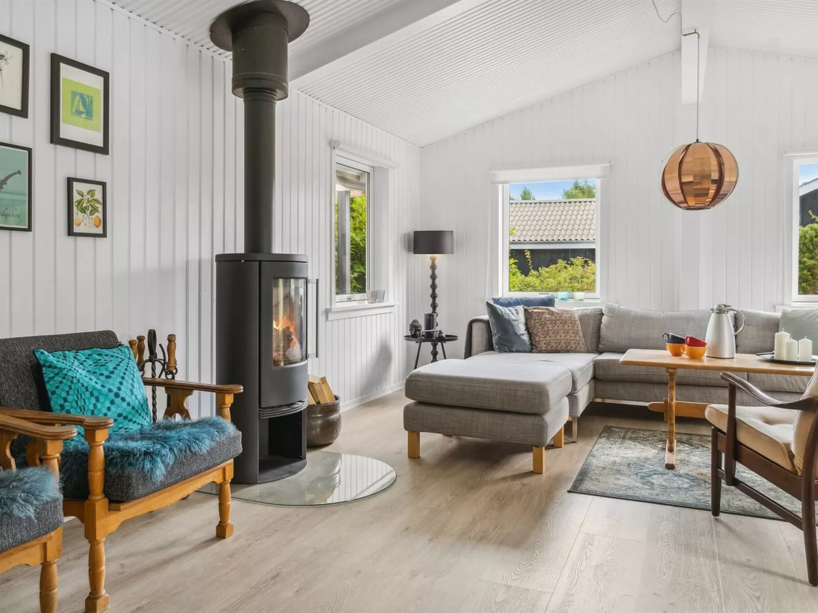 "Margit" - 10m from the sea-Binnen