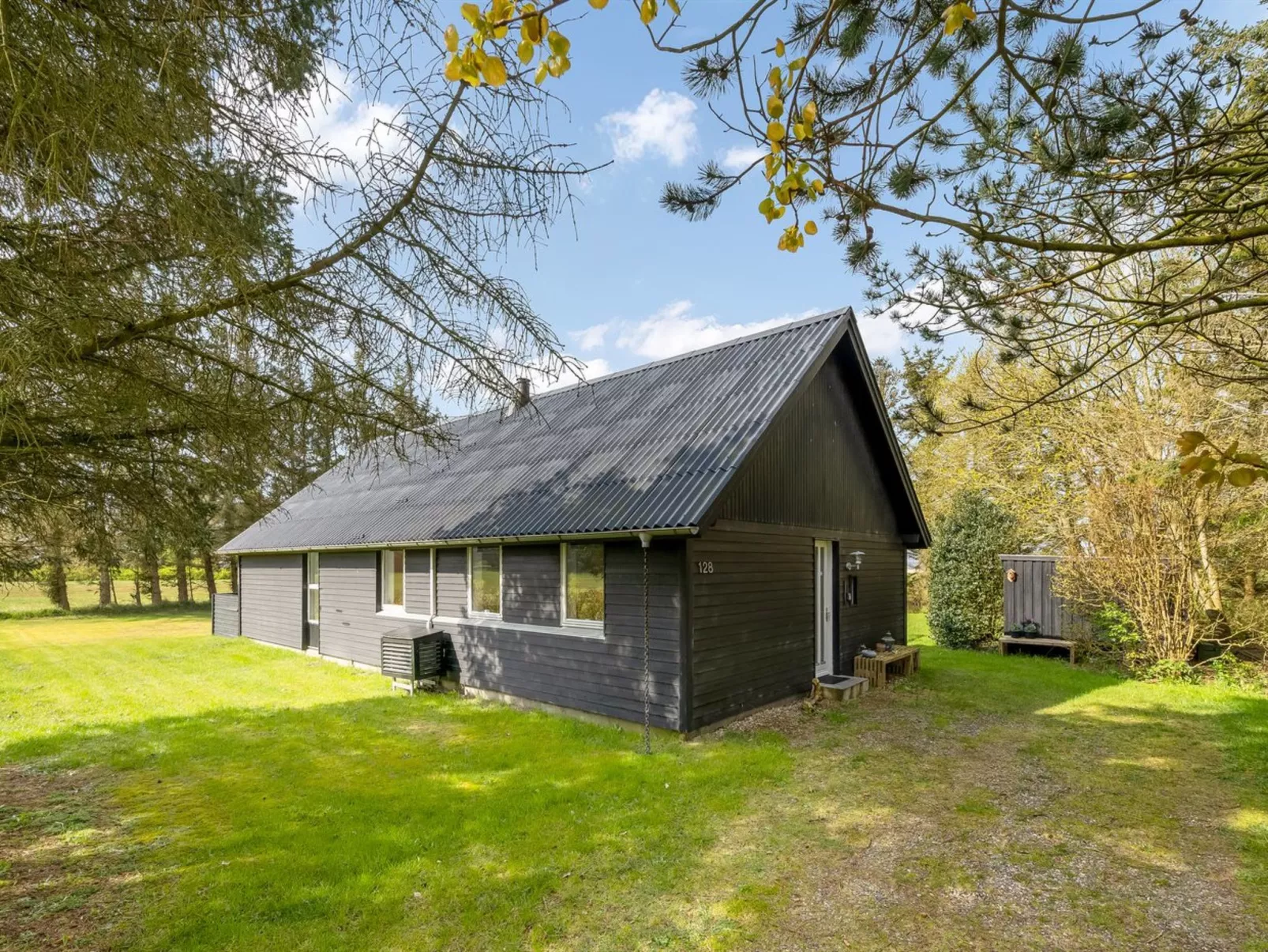 "Aleida" - 100m to the fjord-Buiten