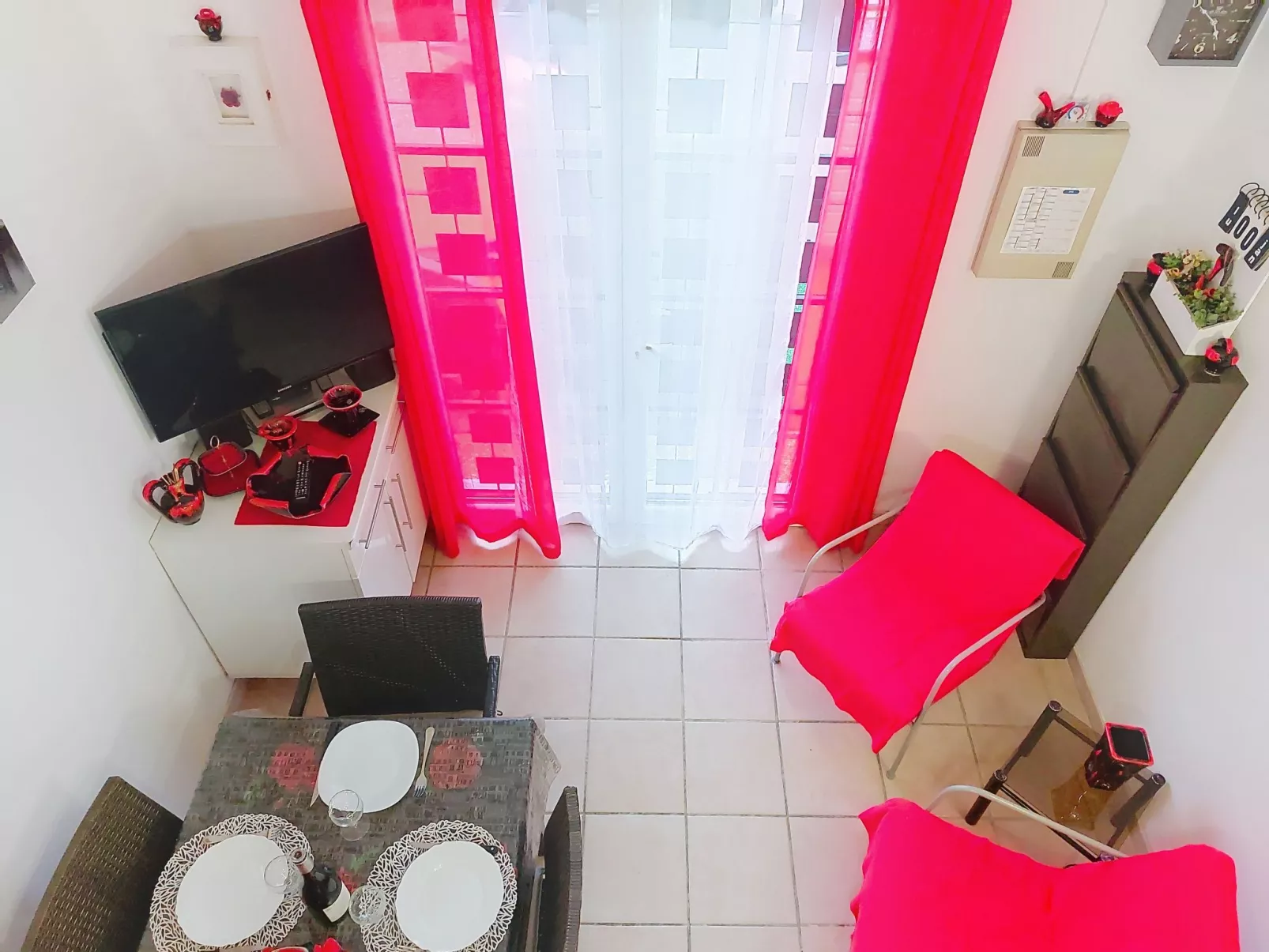 Les Amandines-Binnen