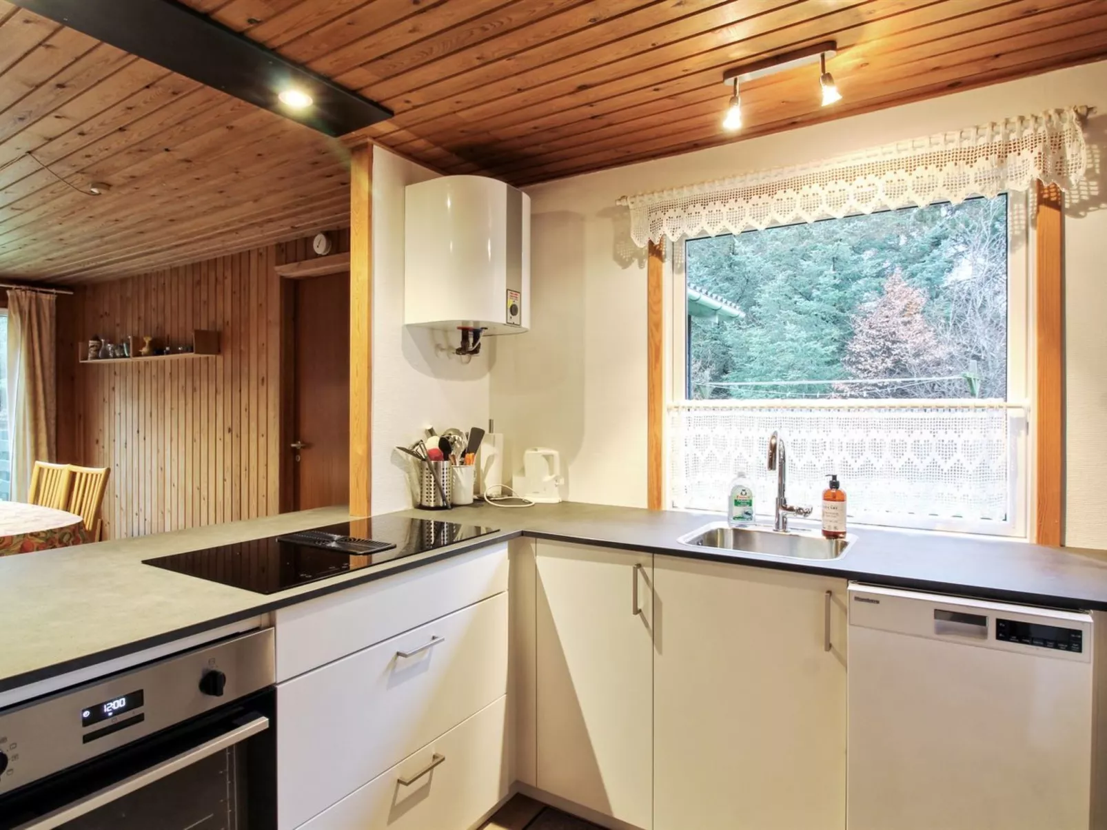 "Arie" - 500m from the sea-Binnen