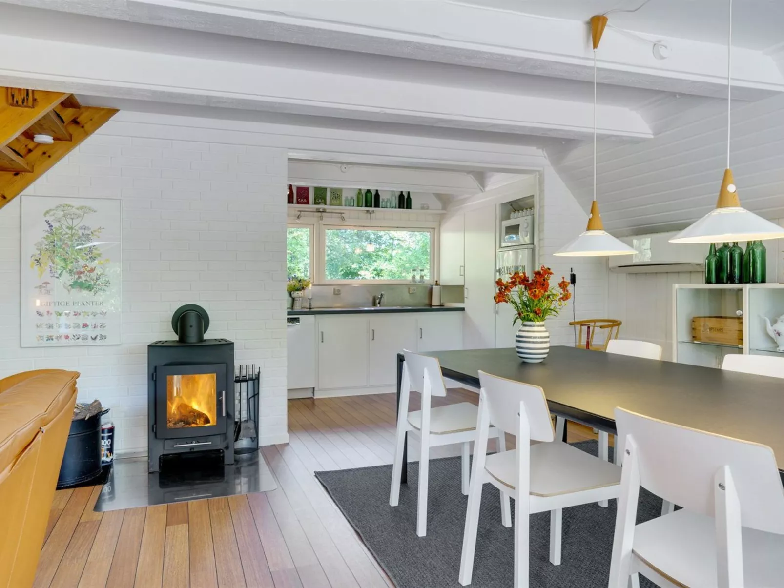 "Elina" - 500m from the sea-Binnen