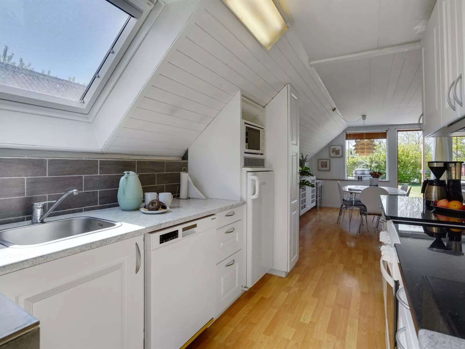 "Marita" - 225m from the sea-Binnen