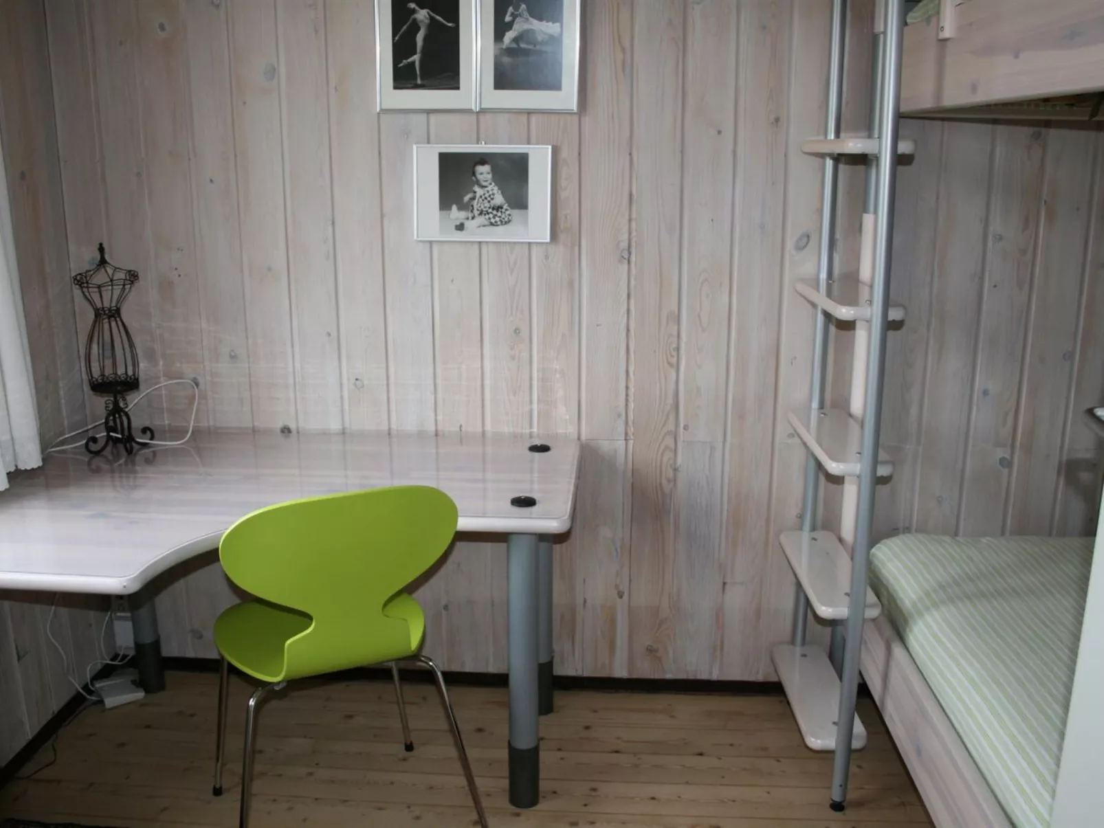 "Eikka" - 600m from the sea-Binnen