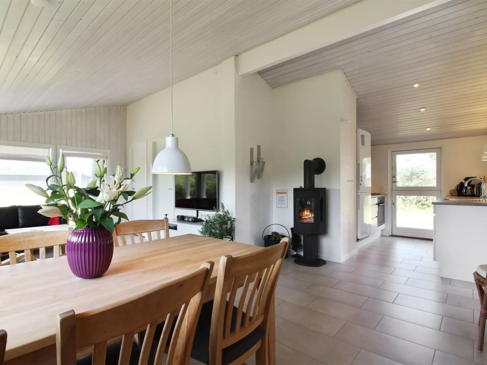 "Alberga" - 700m from the sea-Binnen