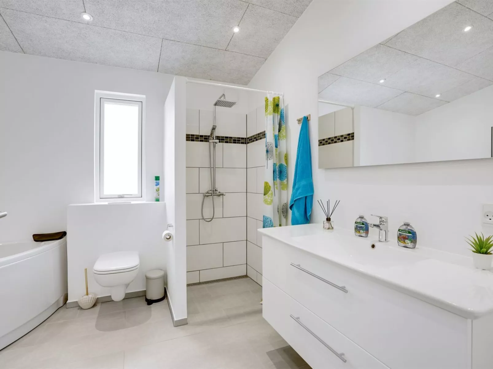 "Constantin" - 500m from the sea-Binnen