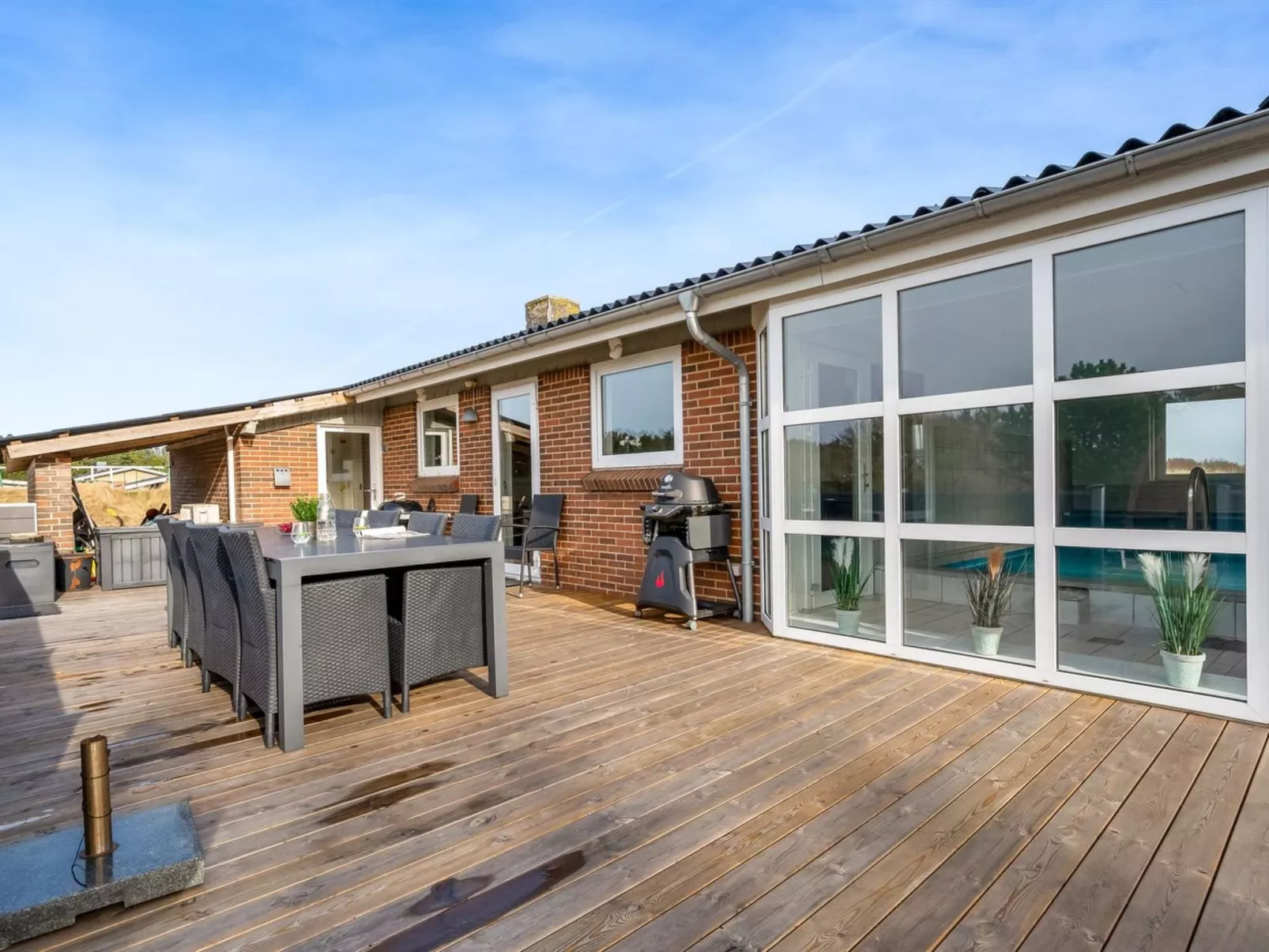 "Sissan" - 900m from the sea-Buiten