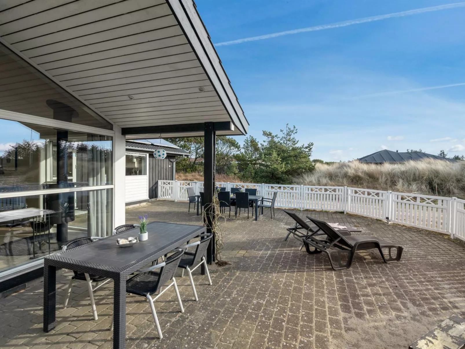 "Illona" -  from the sea-Buiten