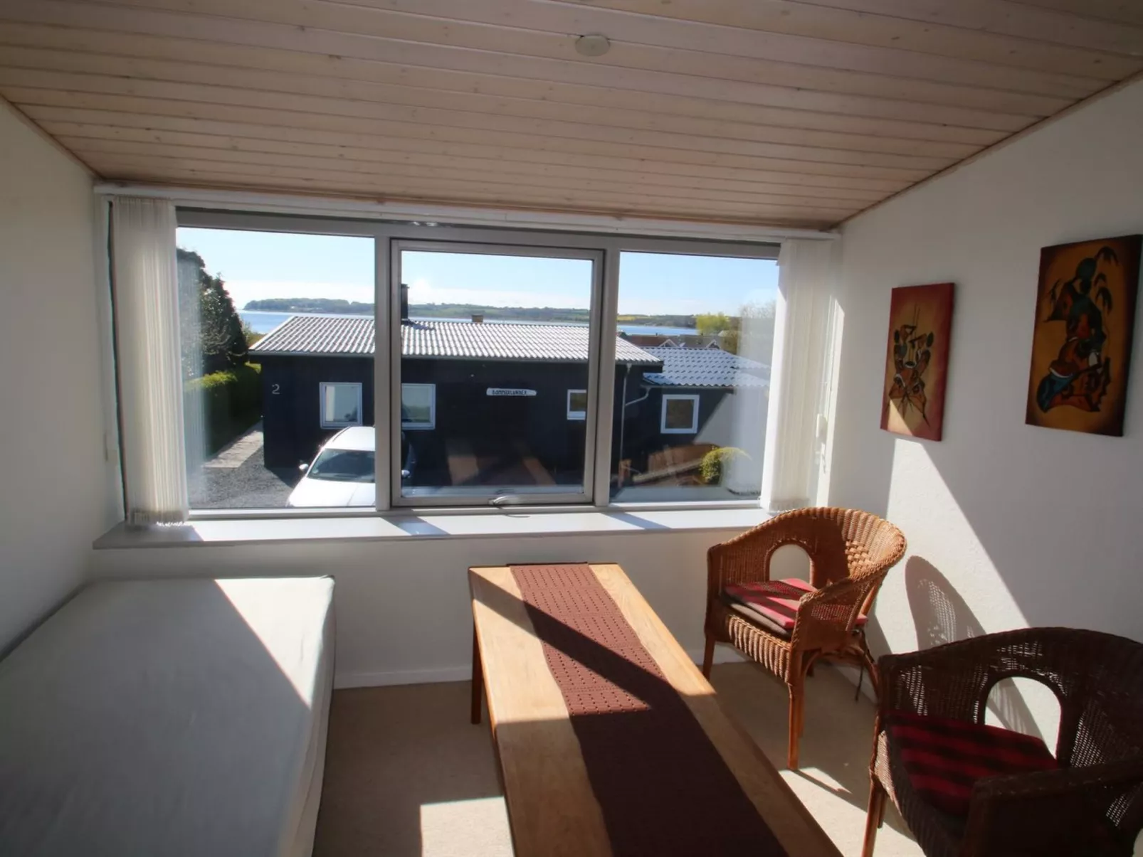 "Sauli" - 200m to the fjord-Binnen