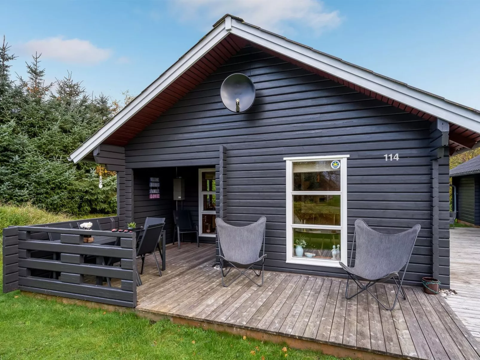 "Engeline" - 300m to the fjord-Buiten