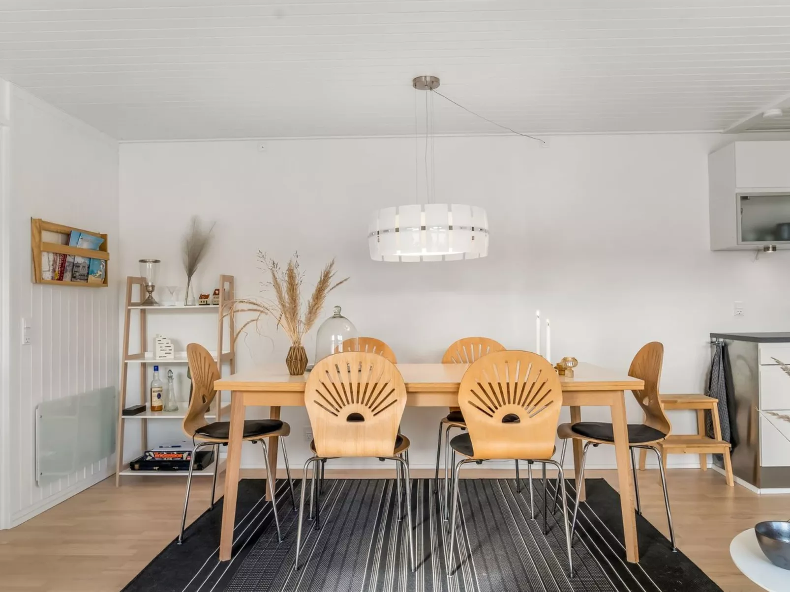 "Tarvo" - 400m from the sea-Binnen