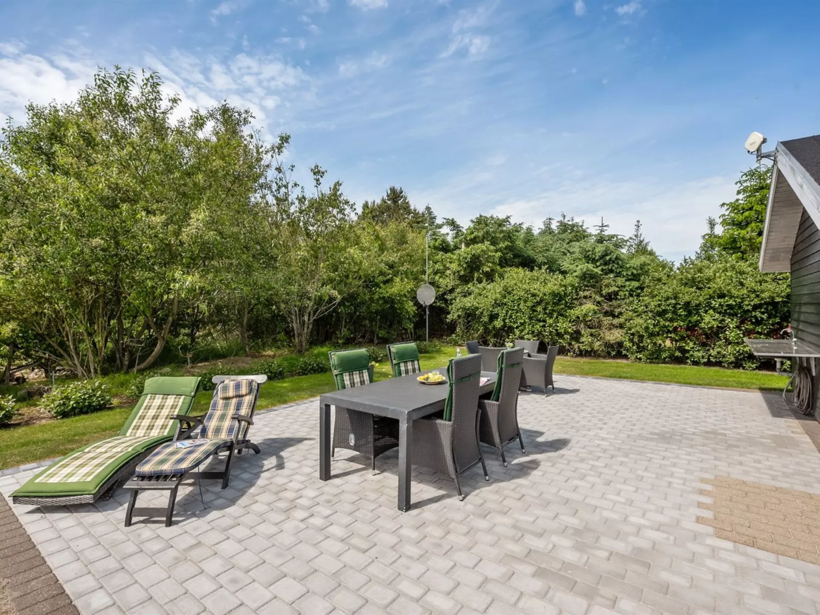 "Benita" - 400m to the fjord-Buiten