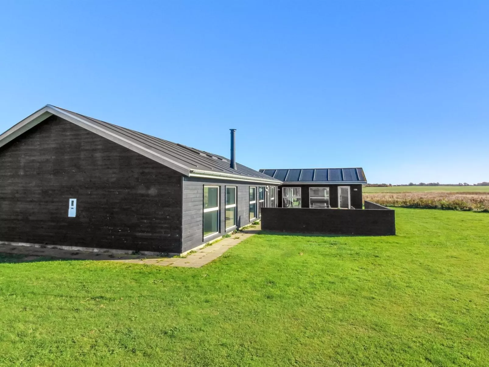 "Kirsi" - 1.6km from the sea-Buiten