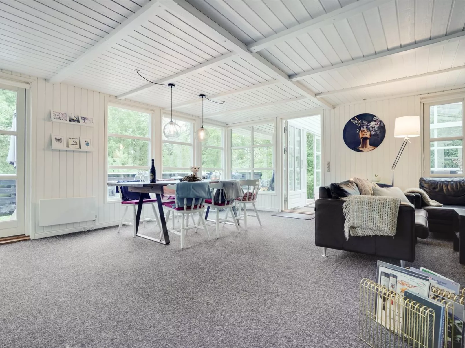 "Gunward" - 1.5km from the sea-Binnen