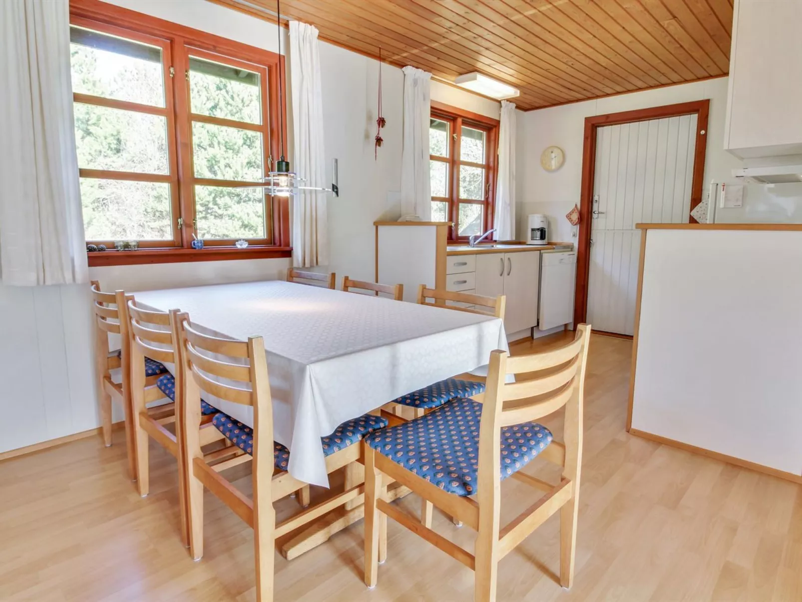 "Grette" - 1.5km from the sea-Binnen