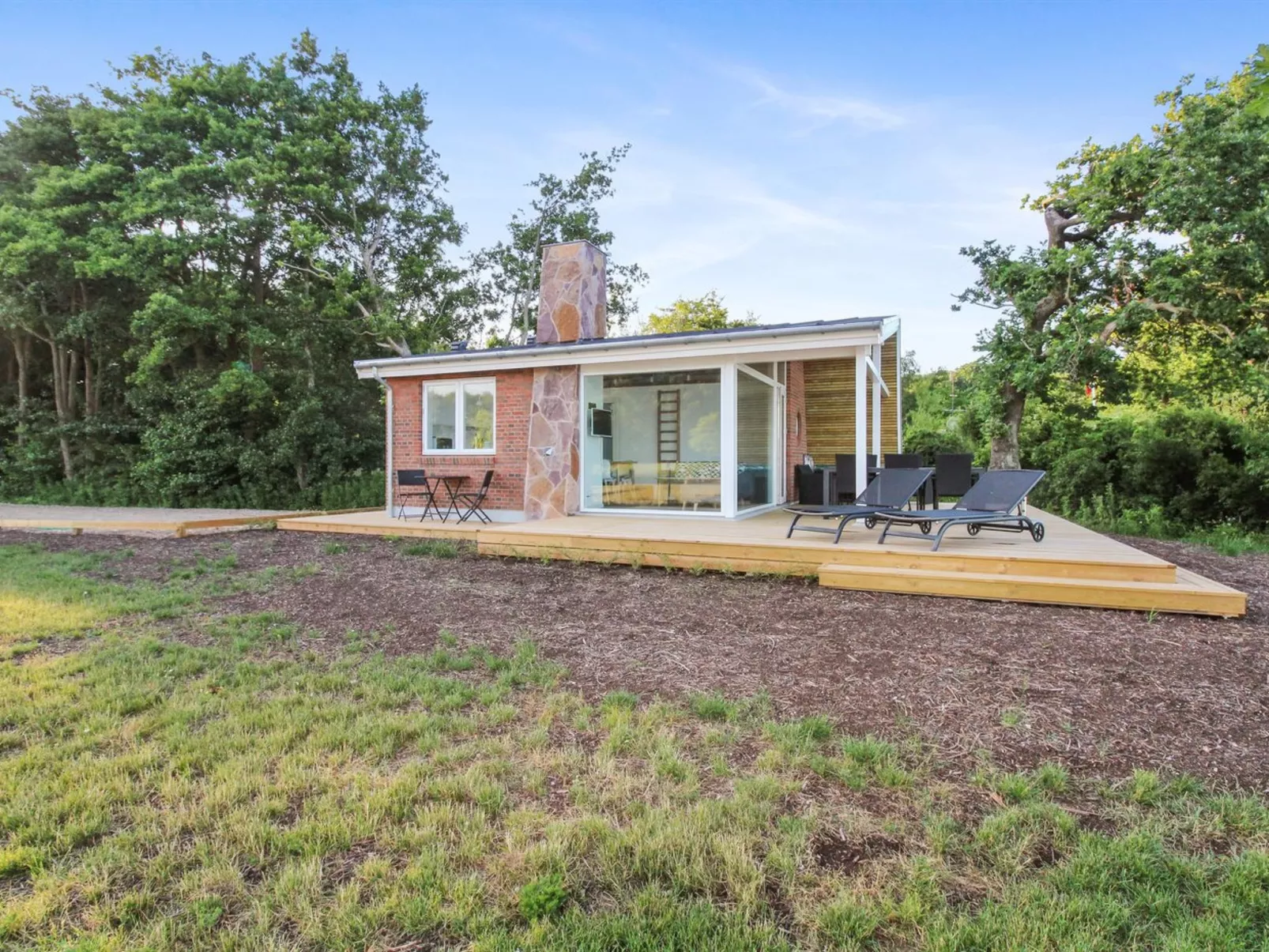 "Sasser" - 10m from the sea-Buiten