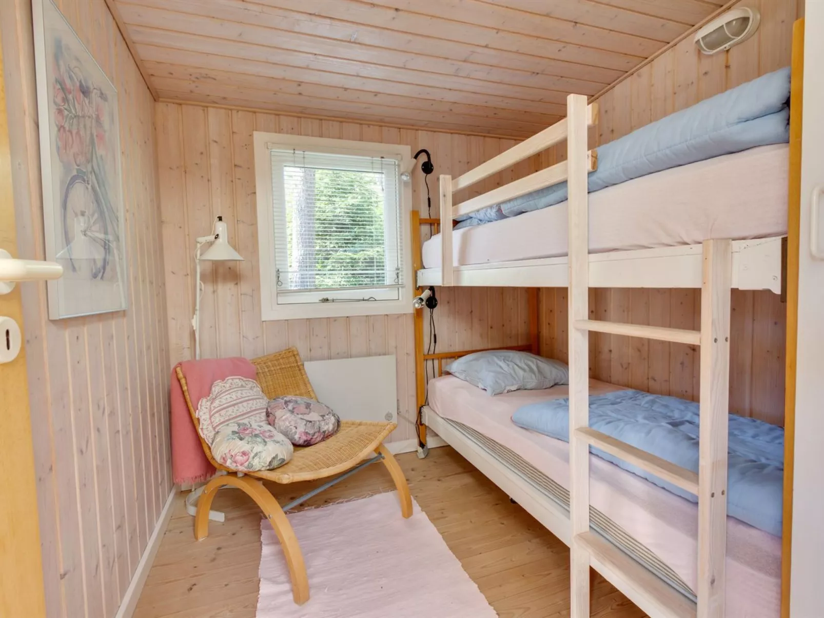 "Hwelp" - 200m from the sea-Binnen