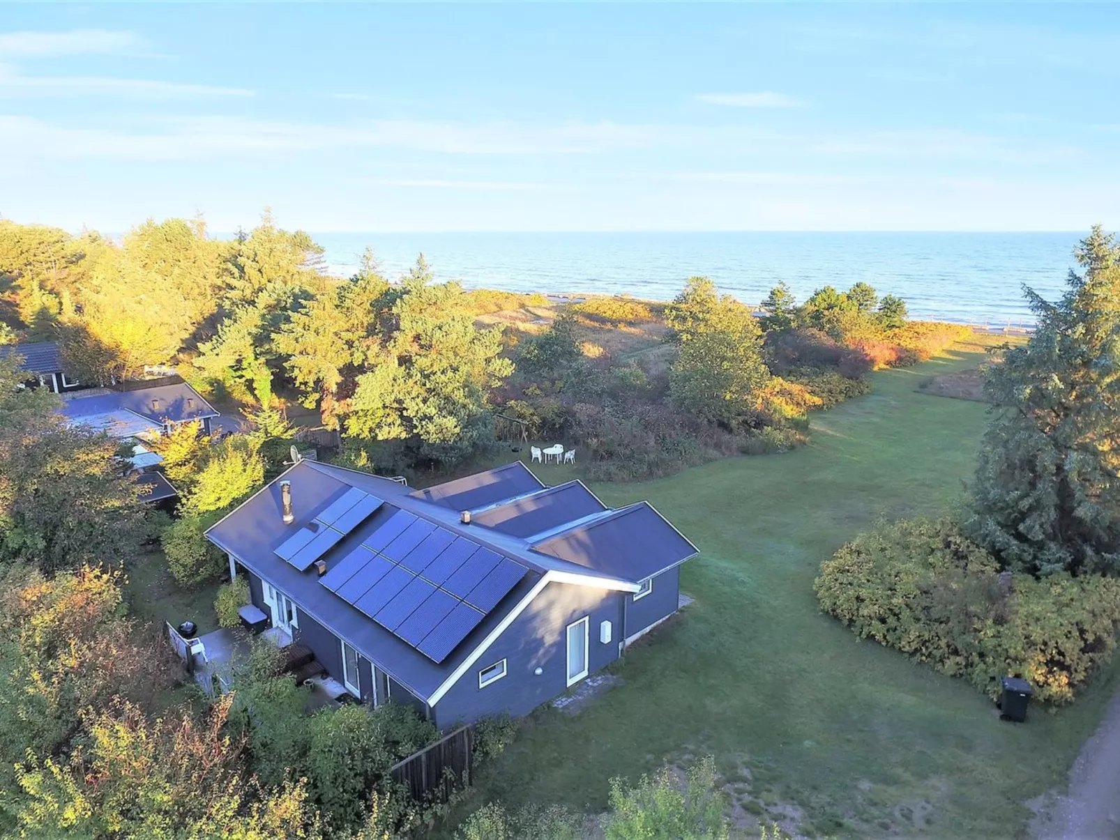 "Carmen" - 25m from the sea-Buiten