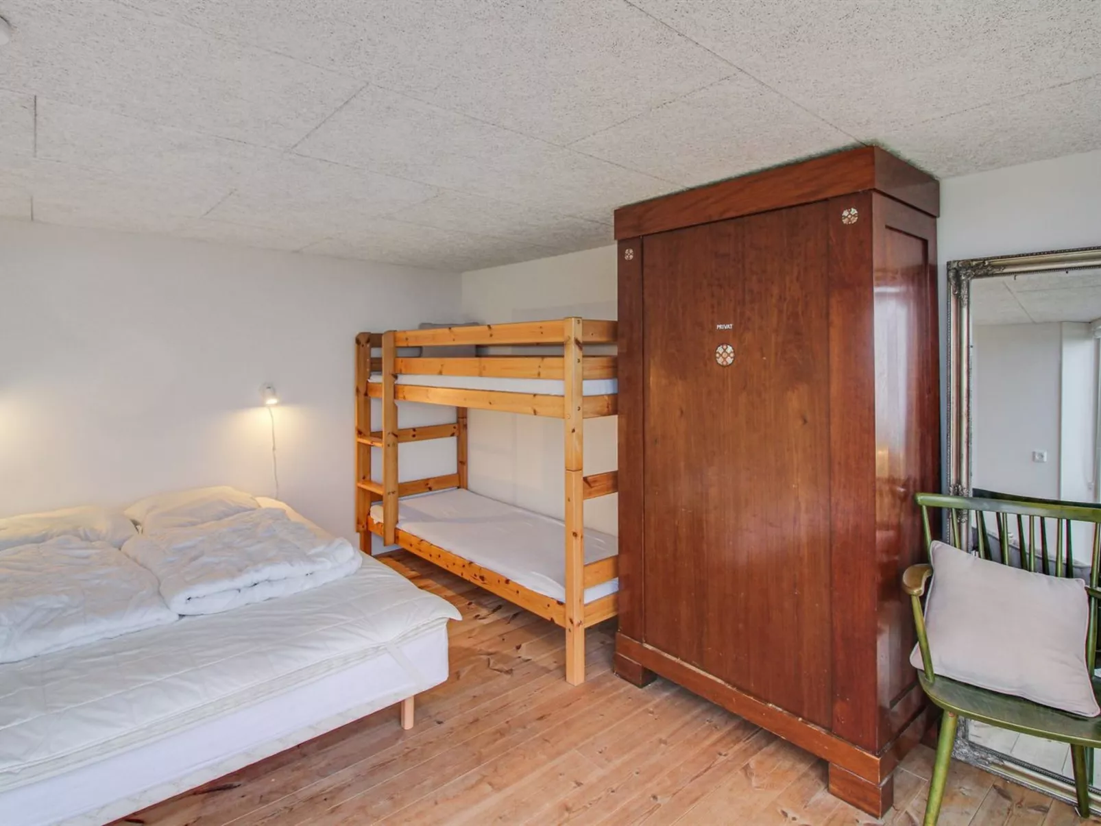 "Tjelle" - 300m from the sea-Binnen