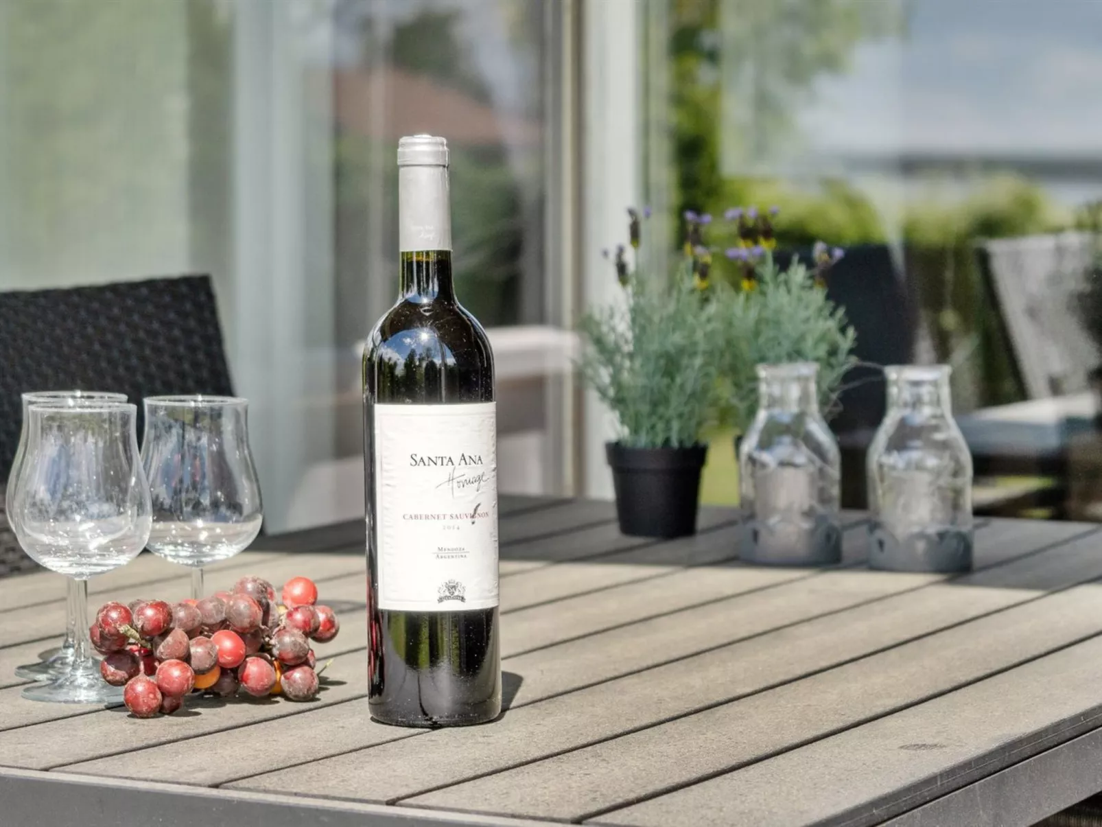 "Denahi" - 400m to the fjord-Binnen