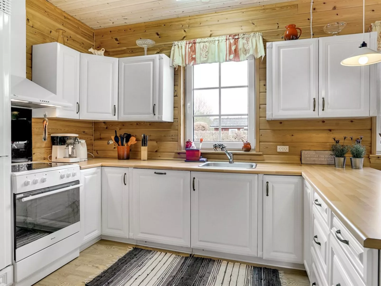 "Goti" - 1km to the fjord-Binnen