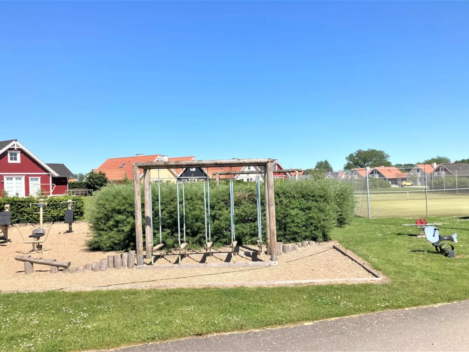 "Arwin" - 250m from the sea-Buiten