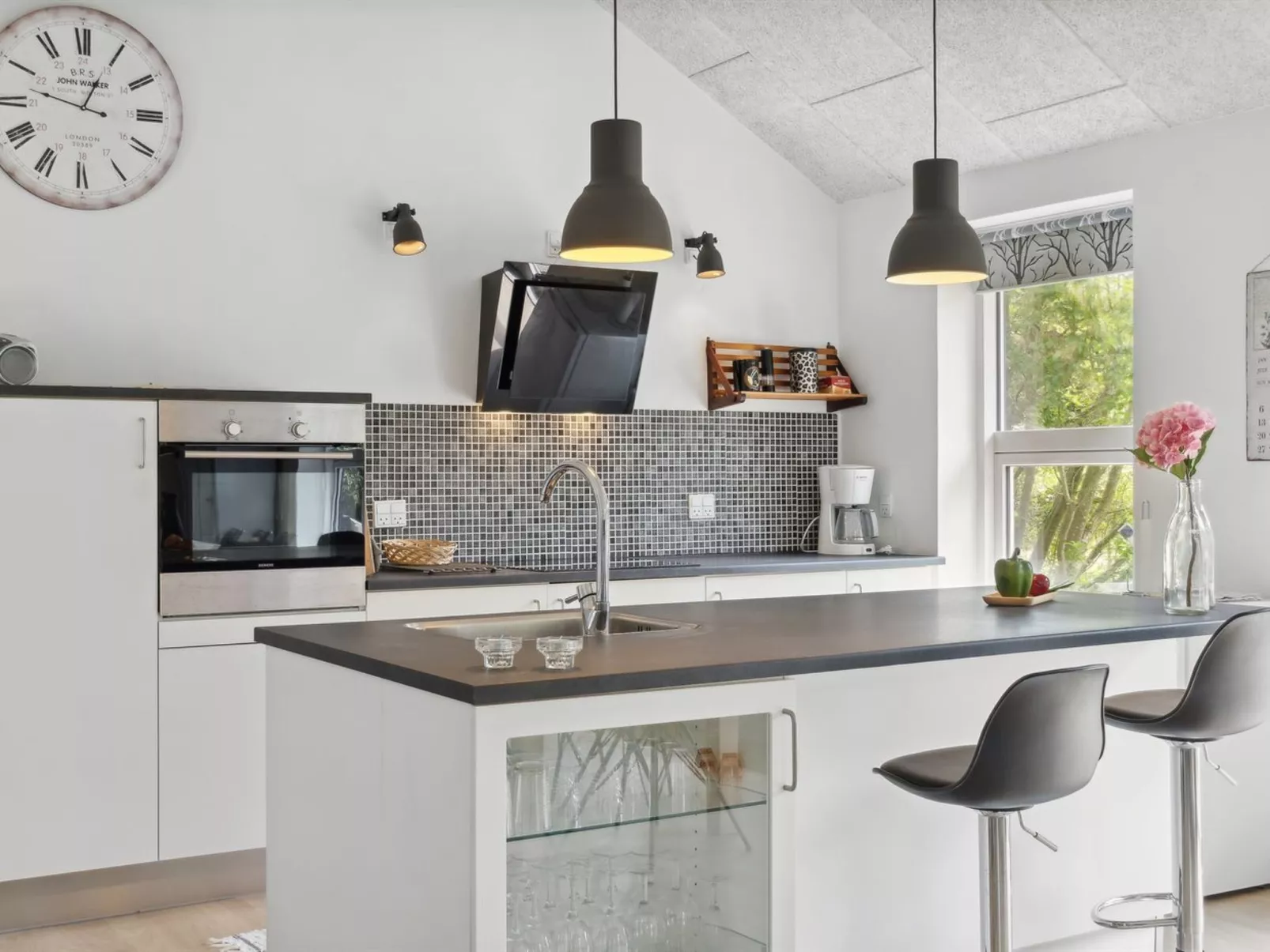 "Oiva" - 450m from the sea-Binnen