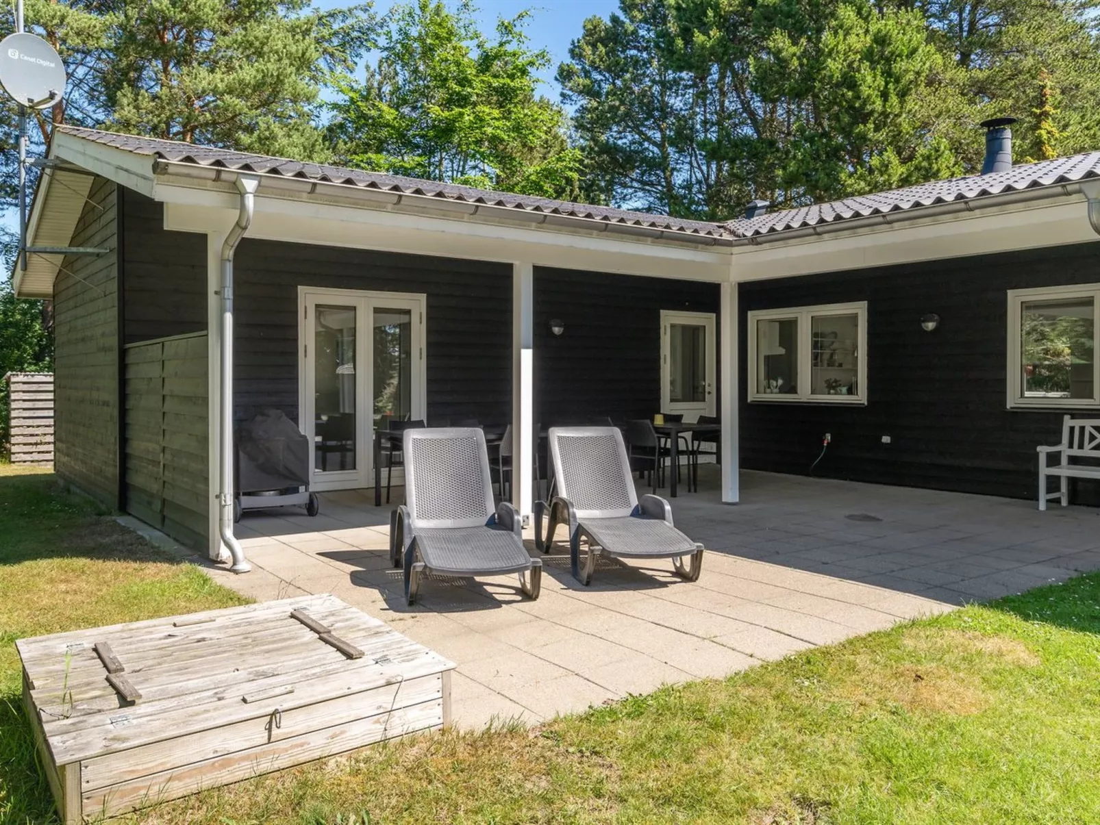 "Asla" - 400m from the sea-Buiten