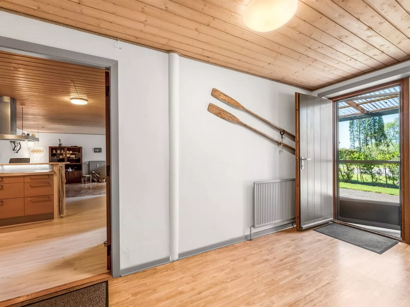 "Evina" - 17km to the fjord-Binnen