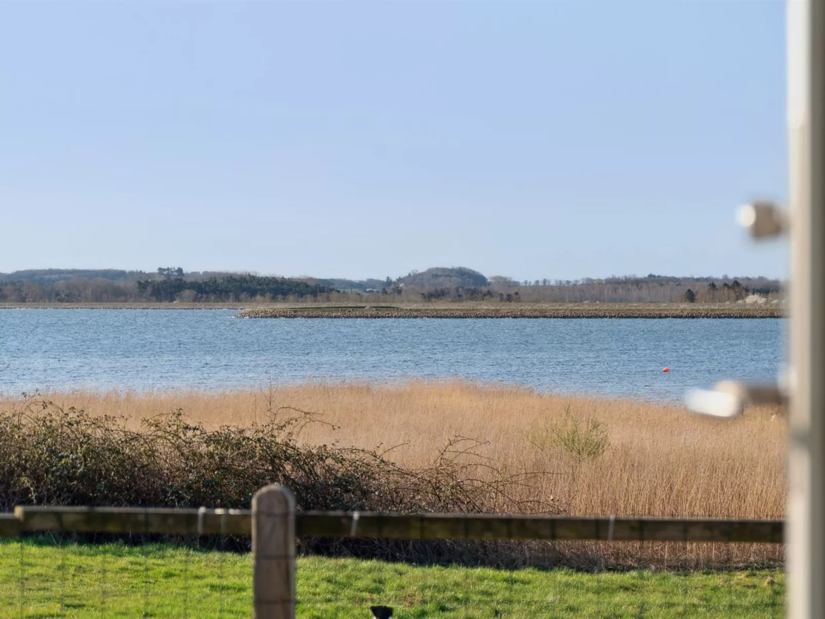 "Velika" - 25m to the fjord-Buiten