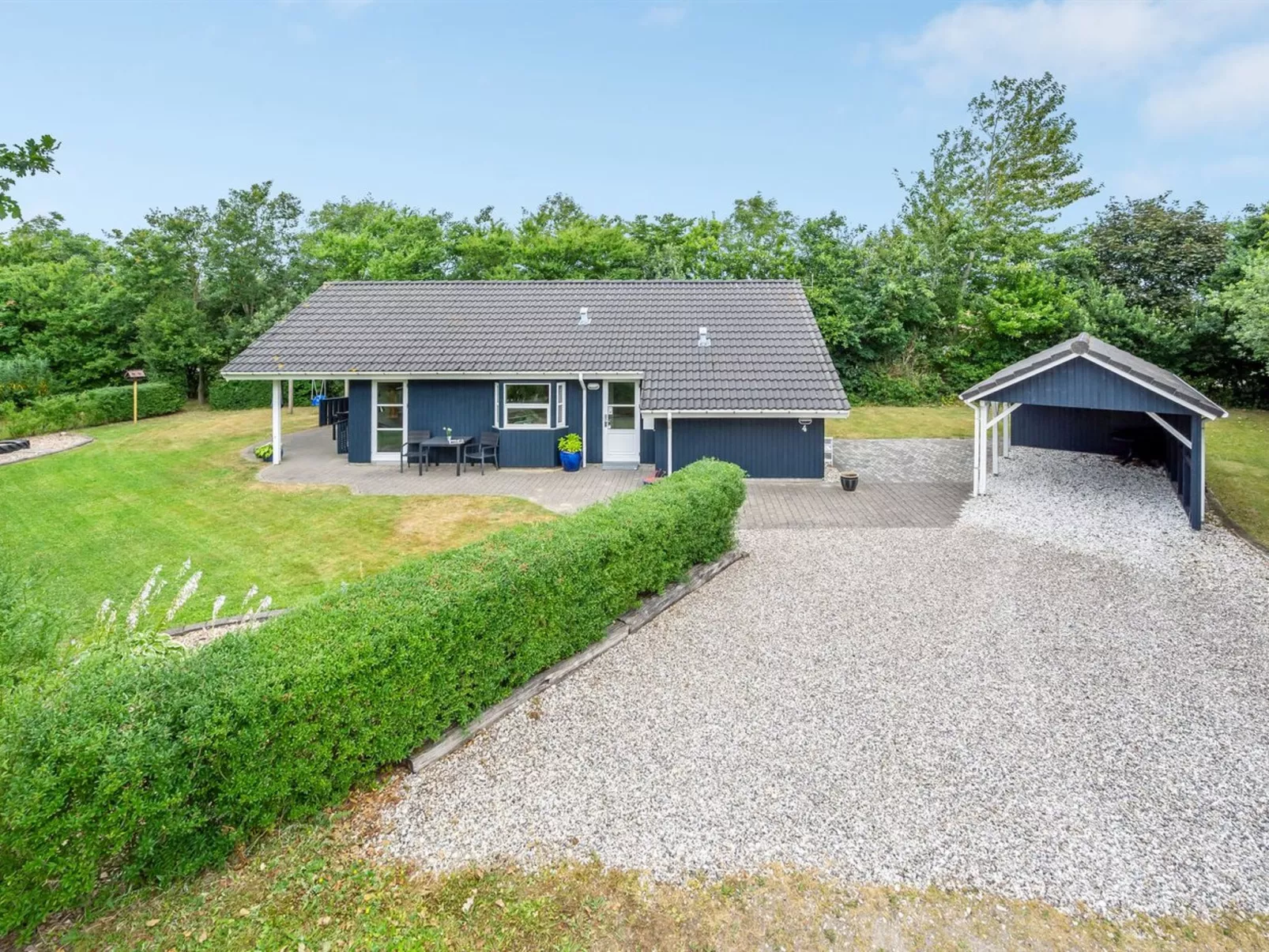 "Herlugh" - 1km to the fjord-Buiten