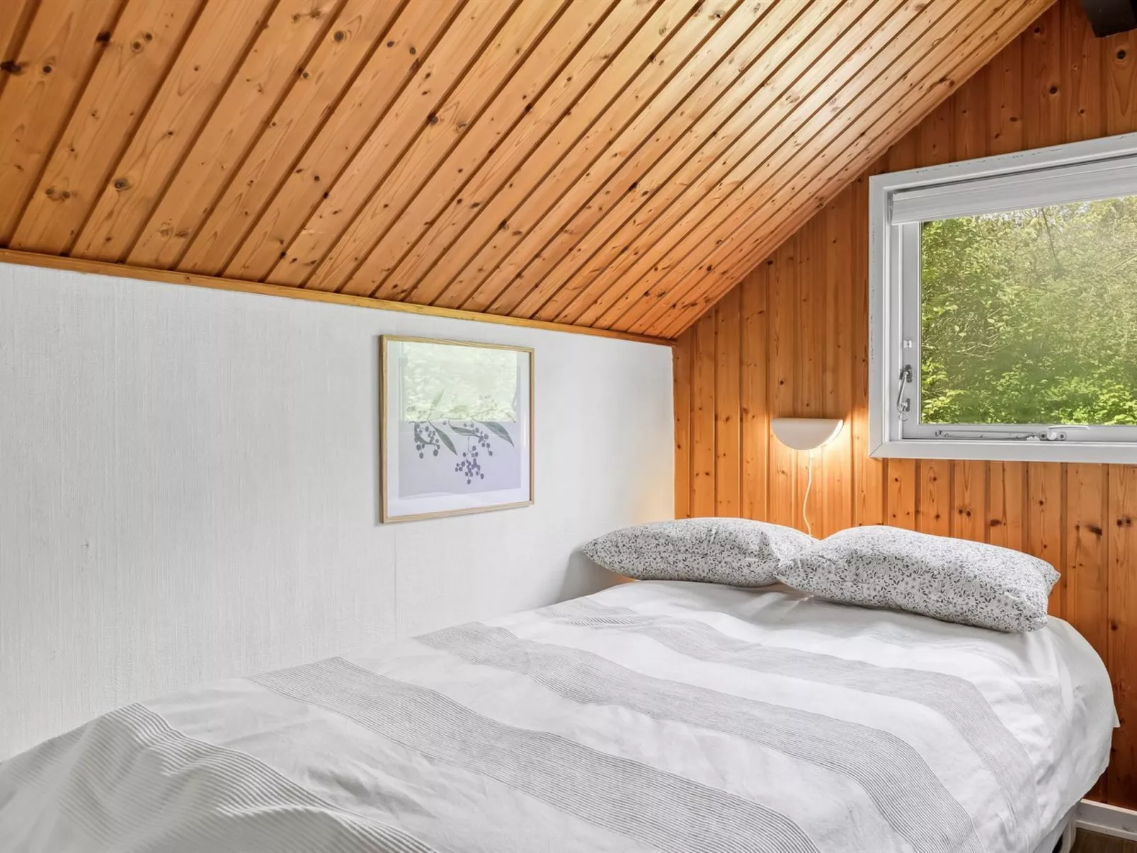 "Hilla" - 31km from the sea-Binnen