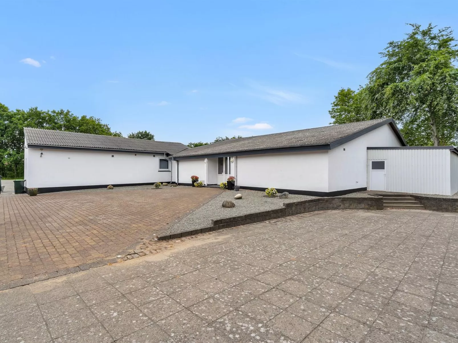 "Tokki" - 20km from the sea-Binnen