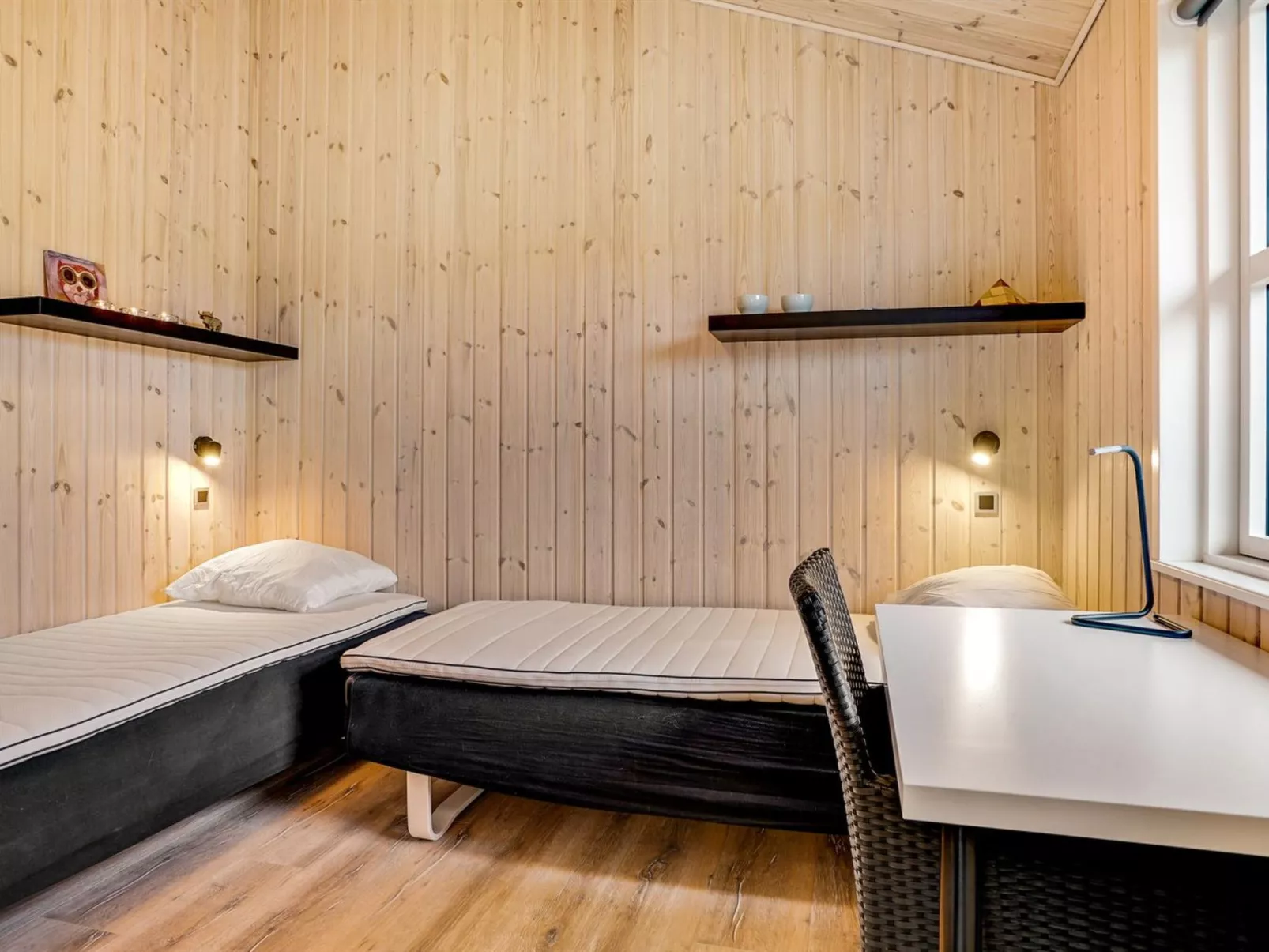 "Danila" - 600m from the sea-Binnen