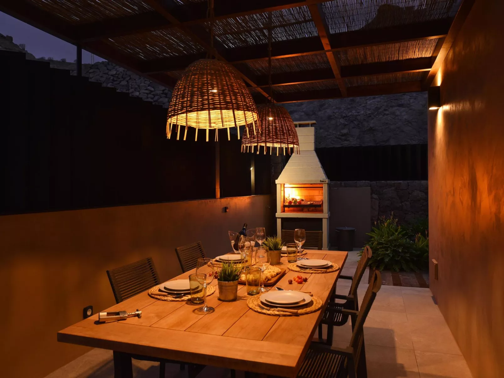 Almadies Tauro - Buiten