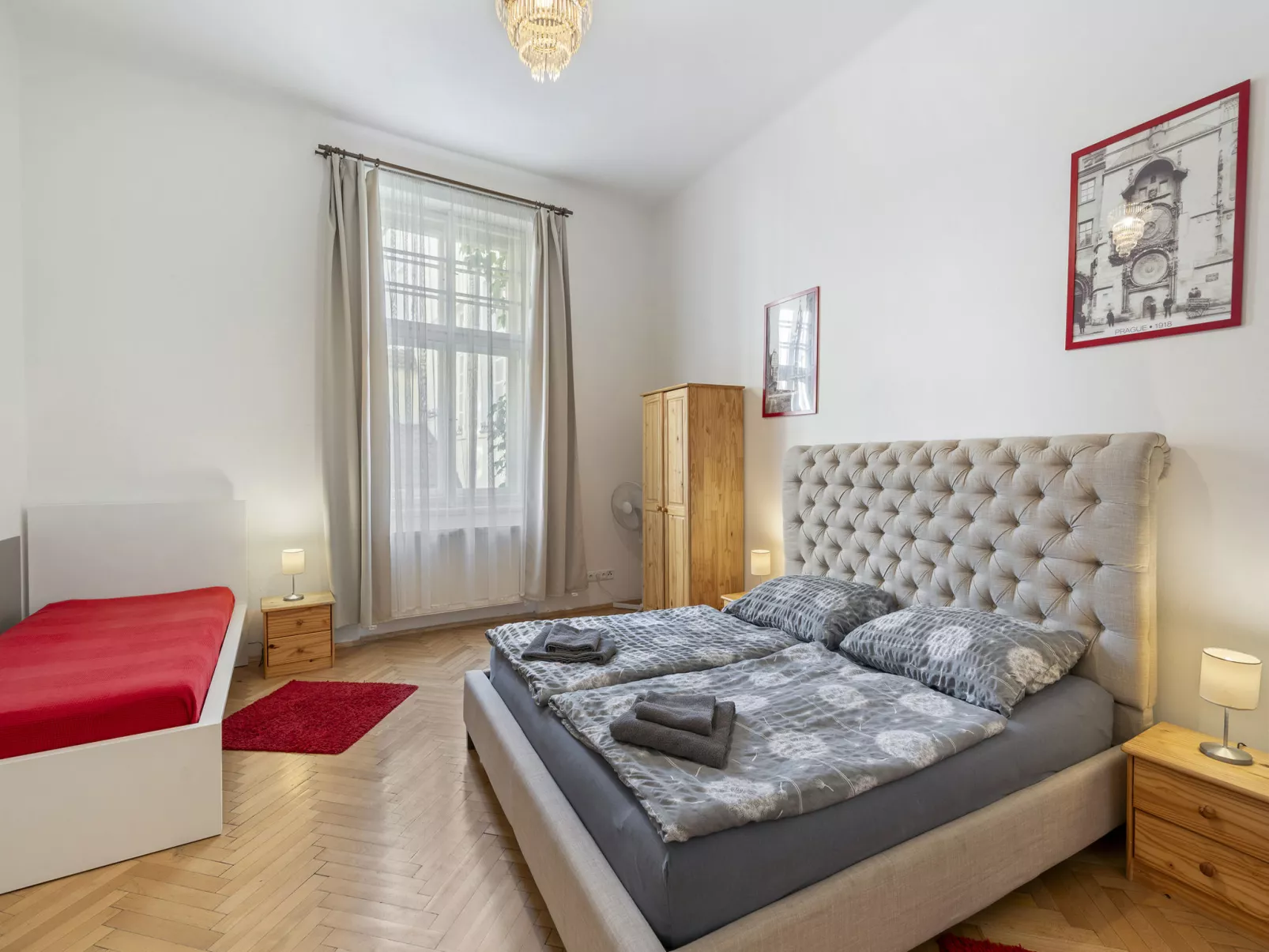 Old Town home-Binnen