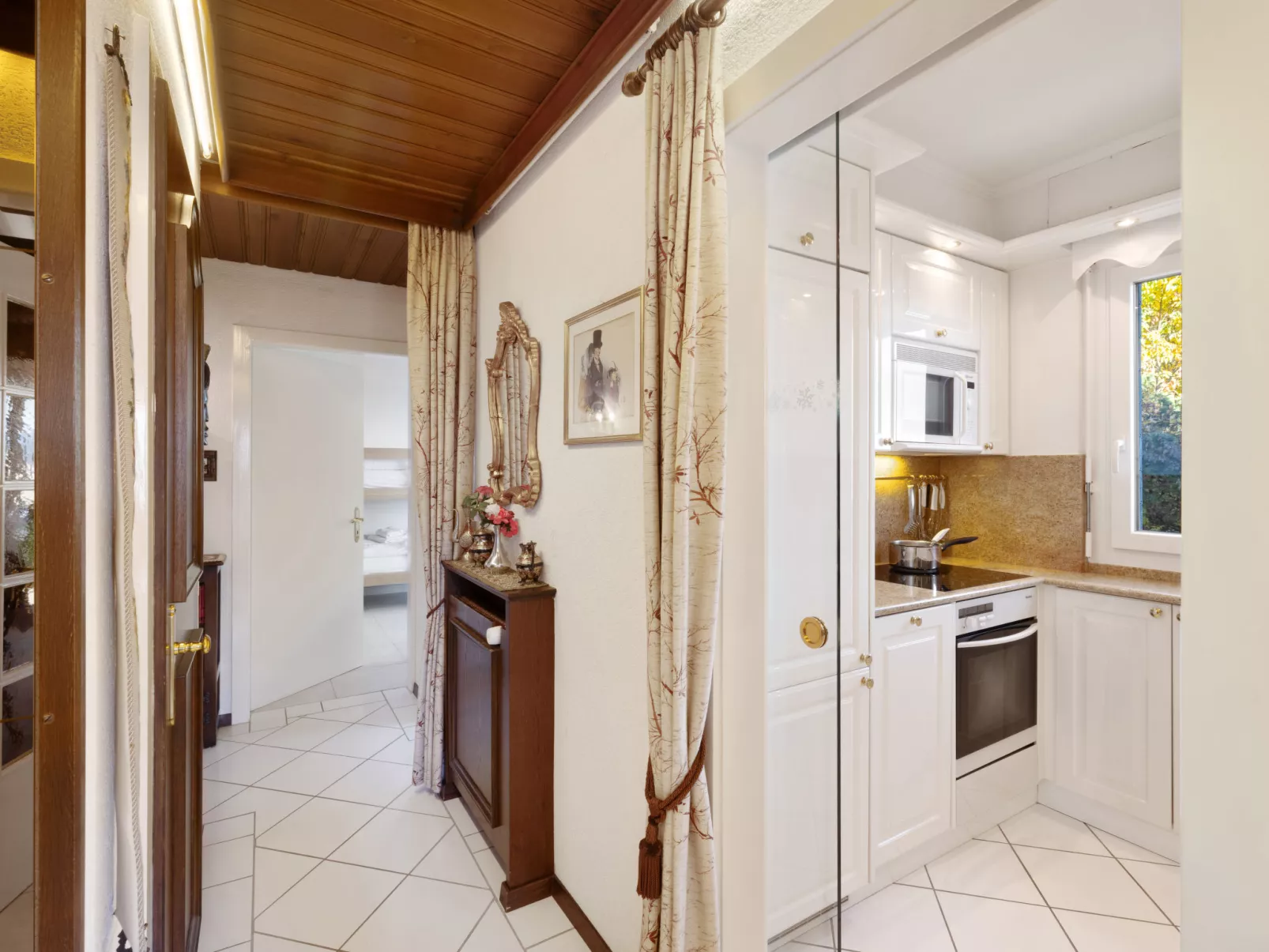 Marigny Dent-Blanche 9-8-Binnen