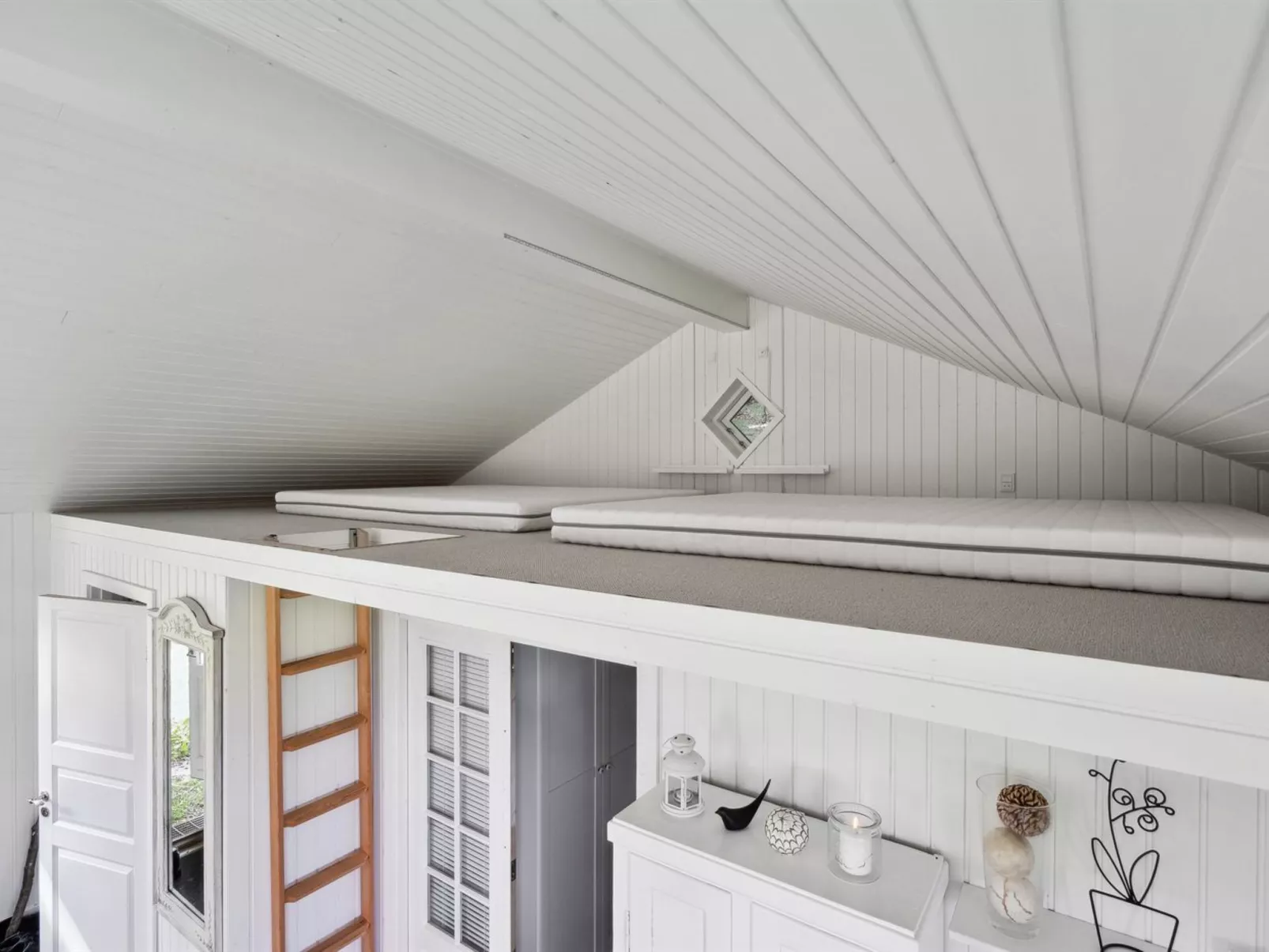 "Ginne" - 100m to the fjord-Binnen