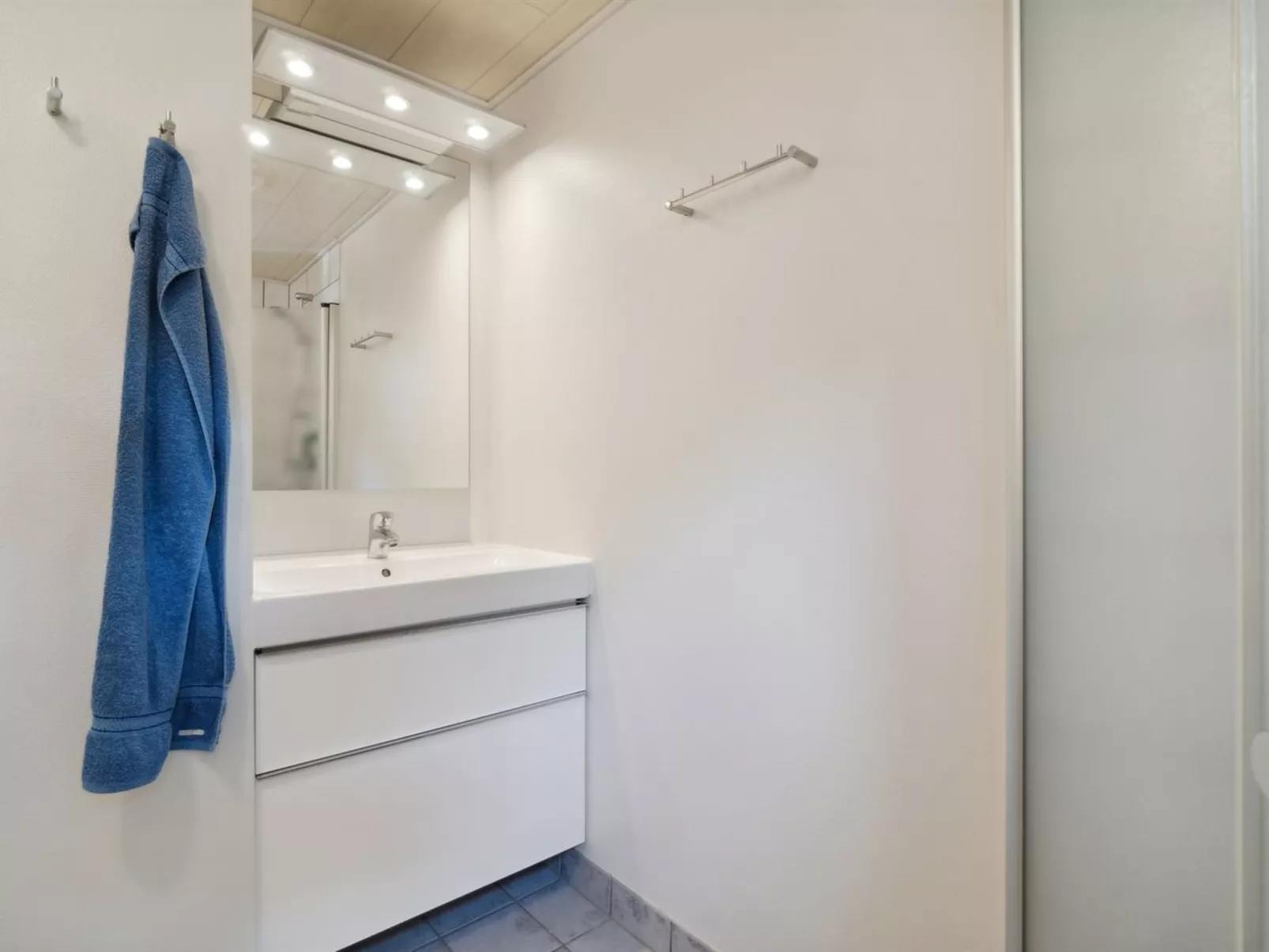 "Elsia" - 280m from the sea-Binnen