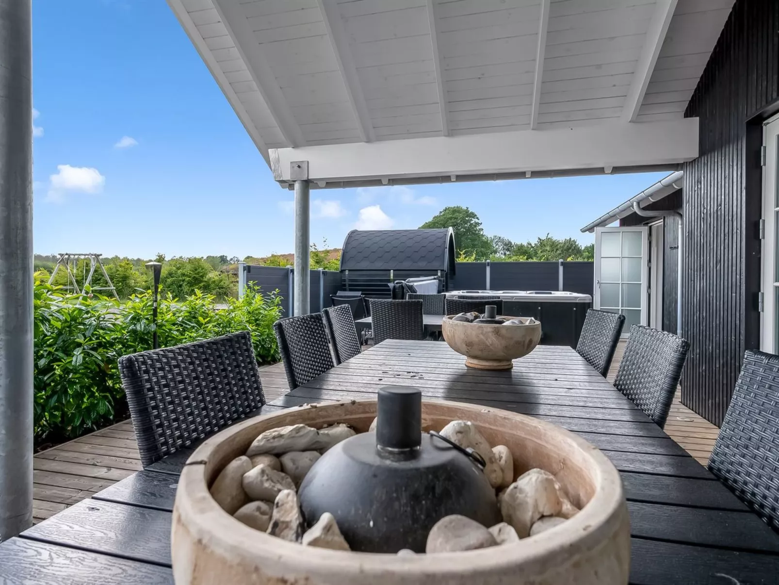 "Bryngeir" - 750m from the sea-Buiten